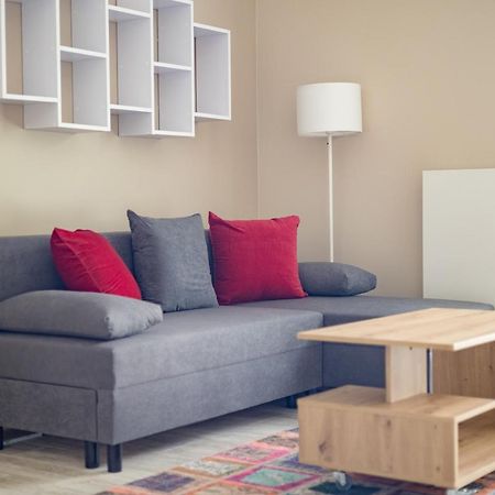 Metro Wilanowska Comfortable Apartment Warszawa Eksteriør billede